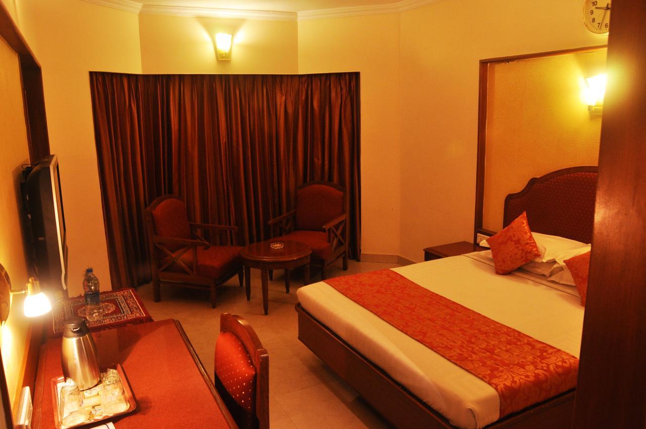 Darling Residency Hotel Vellore Exterior photo